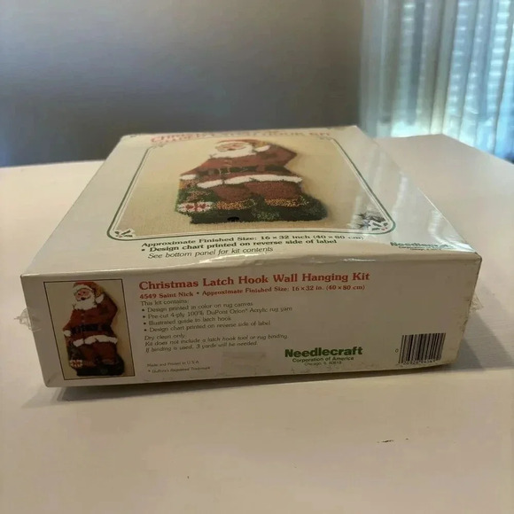 Needlecraft Christmas 16 Inch x 32 Inch Shaped Latch Hook Kit Saint Nick #4549 - Picture 6 of 7